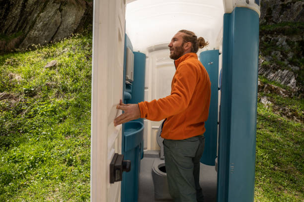 Best Portable toilet rental cost  in Spooner, WI